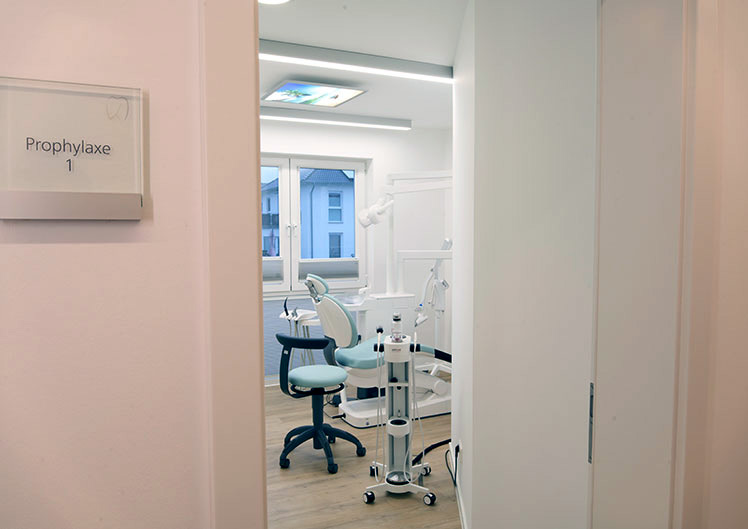 Behandlungszimmer der KUSCH Zahnarztpraxis